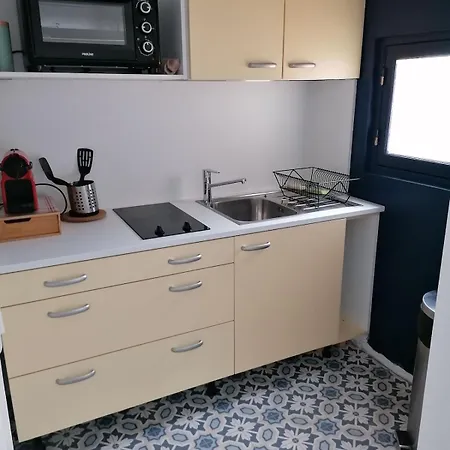 T2 Au Calme- Tram A - Aeroport - Hopital Pellegrin - Bordeaux Centre